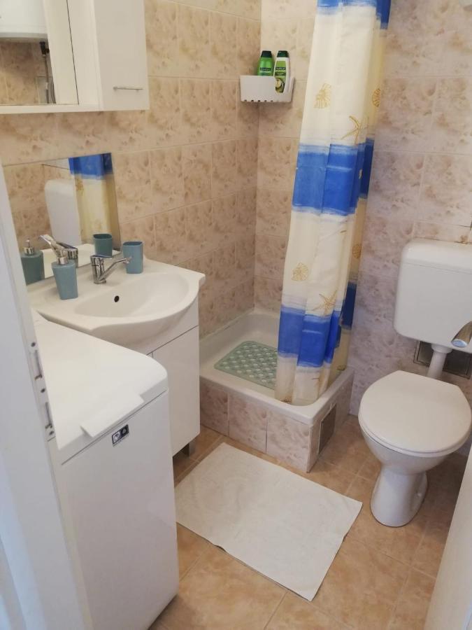 Apartment Fortuna Necujam Bagian luar foto